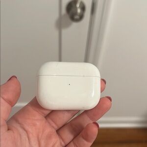 White Wireless Earbuds Case